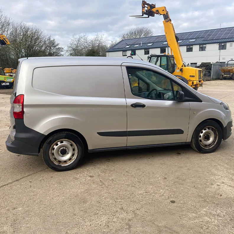 Ford Transit Courier Van 2015